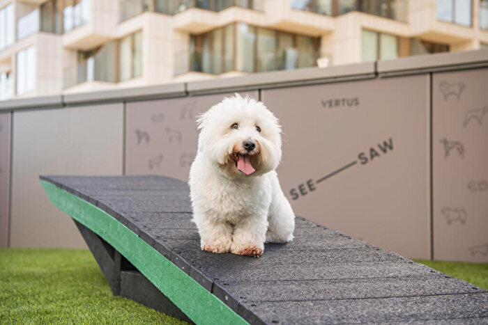 1 Bedroom Apartment To Rent In Water Street, London, E14