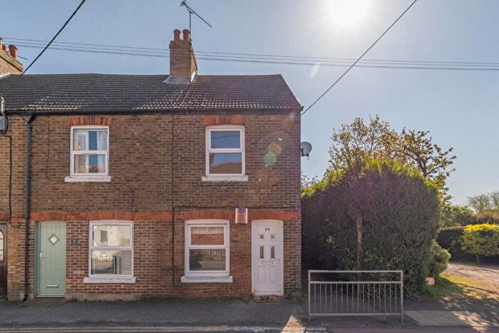 2 Bedroom End Of Terrace House For Sale In Hackington Road, Tyler Hill, Canterbury, Kent, CT2