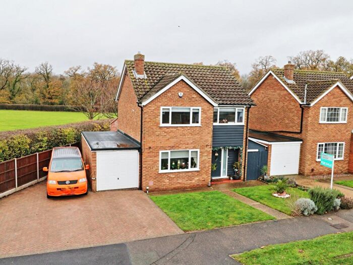 3 Bedroom Detached House For Sale In Longsands Road, St Neots, PE19