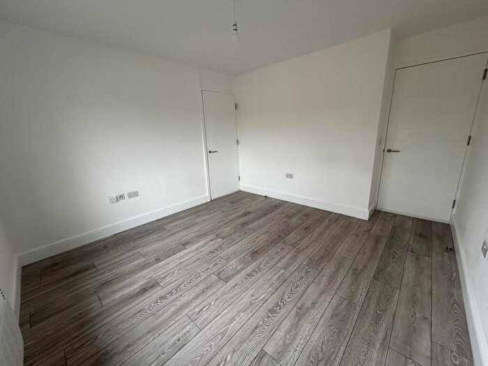1 Bedroom Flat To Rent In Hornbeam Court, MK6