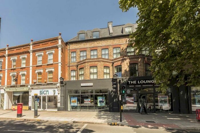 2 Bedroom Flat To Rent In Upham Park Road, London, W4