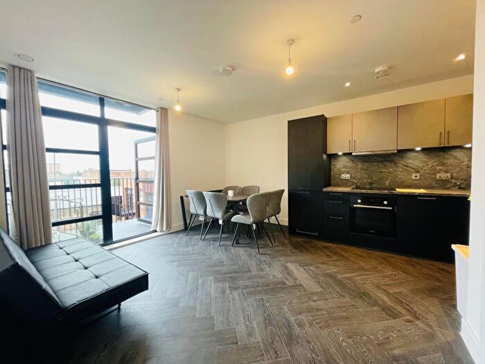 1 Bedroom Apartment To Rent In Gunsmith House, Price Street, Birmingham, B4