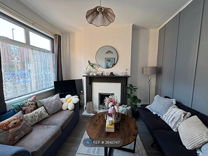 2 Bedroom Terraced House To Rent In Broomfield Road, Coventry, CV5