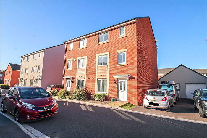 4 Bedroom Town House For Sale In Paper Mill Gardens, Portishead, Bristol, BS20