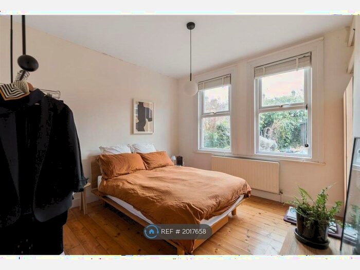 2 Bedroom End Of Terrace House To Rent In Mersey Road, London, E17