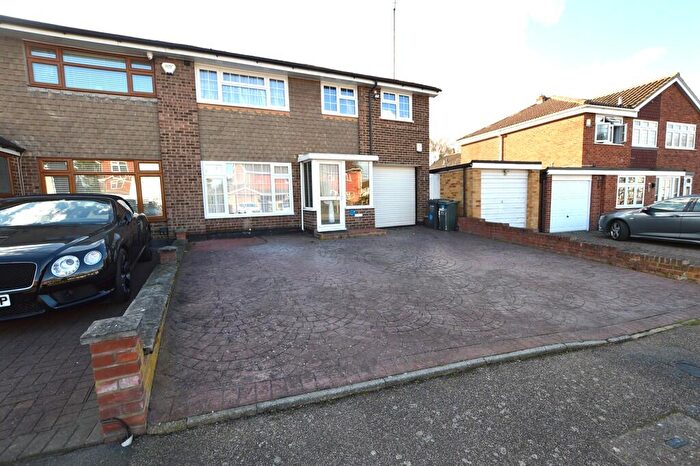 4 Bedroom Semi Detached House To Rent In Water Mill Way, South Darenth, DA4