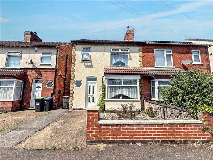 3 Bedroom Semi-Detached House For Sale In Park Street, Kirkby In Ashfield, NG17
