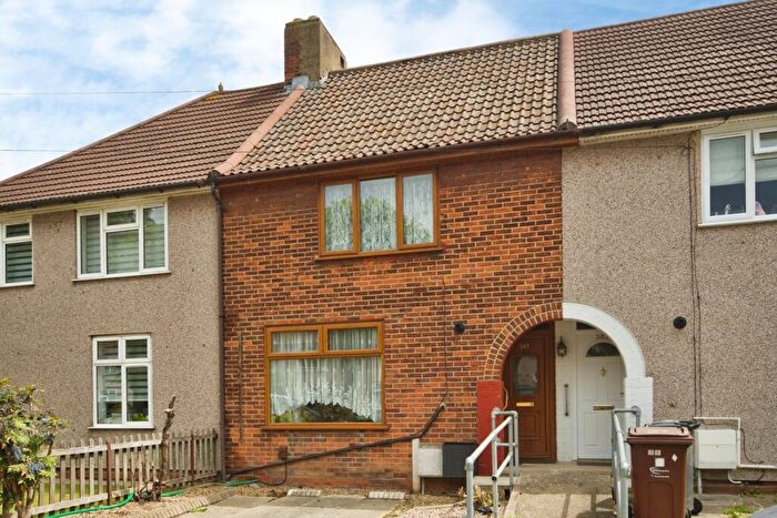 2 Bedroom Terraced House For Sale In Lodge Avenue, Dagenham, Essex, RM9