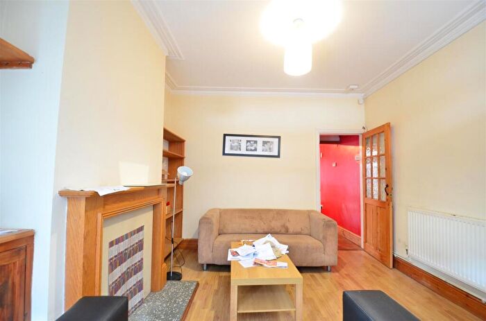 3 Bedroom Terraced House To Rent In Milner Road Selly Oak, B29