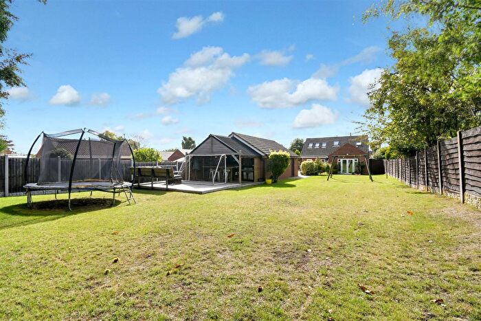 4 Bedroom Detached House For Sale In Brigg Road, Messingham, Scunthorpe, DN17