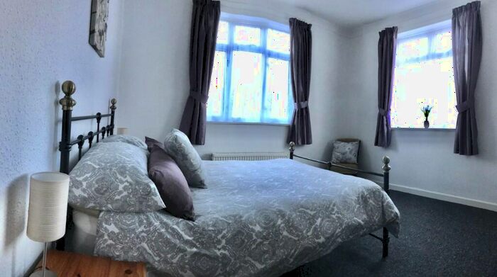 1 Bedroom Flat To Rent In Locksway Road, Southsea, Hampshire, PO4