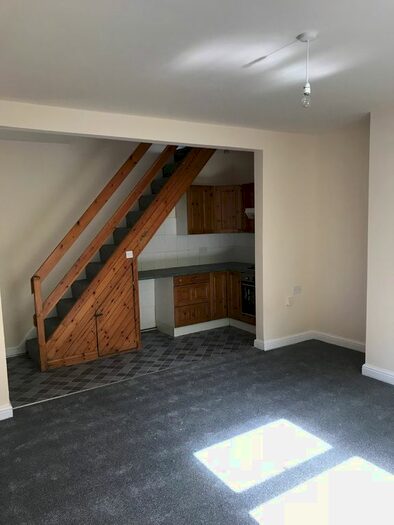 2 Bedroom Cottage To Rent In Market Street, Whitworth, Rochdale, OL12