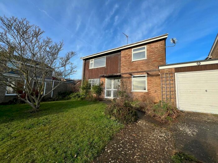 3 Bedroom House To Rent In Sulthorpe Road, Ketton, Stamford, PE9