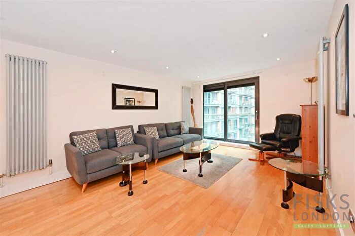 2 Bedroom Apartment To Rent In Millharbour, South Quay, E14