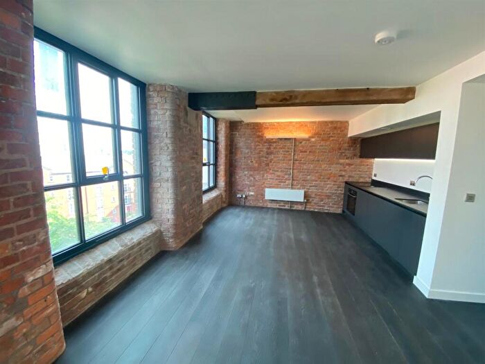 2 Bedroom Apartment To Rent In Crusader, Chapeltown Street, Manchester, M1