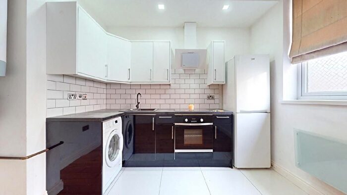 1 Bedroom Flat For Sale In Mill House, Windmill Place, Southall, UB2