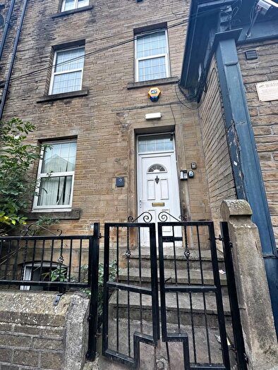6 Bedroom Terraced House For Sale In St James Road, Halifax, HX1