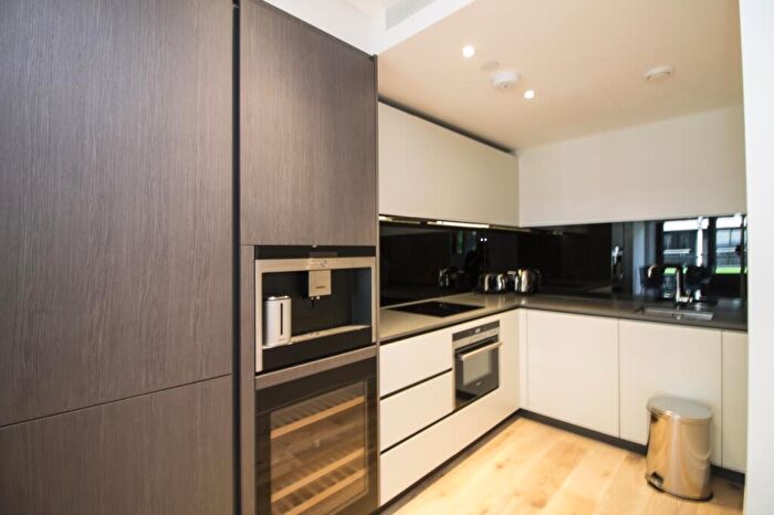 1 Bedroom Apartment For Sale In Riverlight Quay, Nine Elms, London, SW8