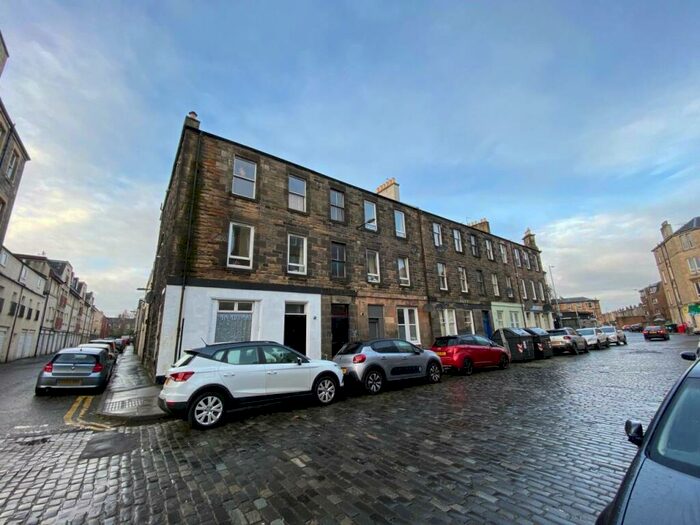 1 Bedroom Flat To Rent In Trafalgar Street, Edinburgh, EH6