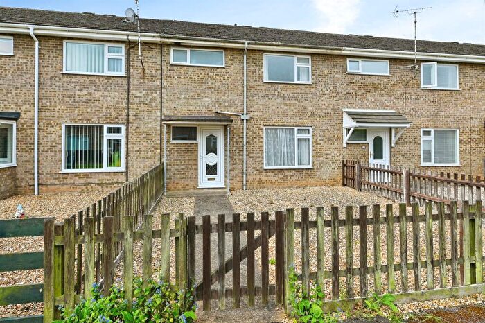 2 Bedroom Terraced House For Sale In Camfrey, King's Lynn, PE30