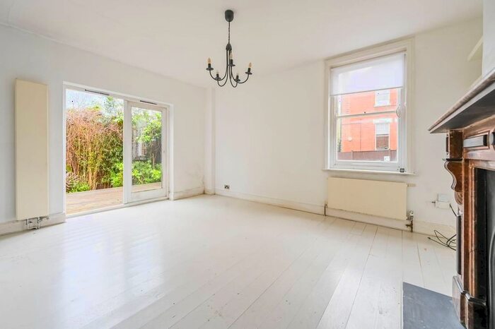 1 Bedroom Flat To Rent In Langdon Park Road, Highgate, London, N6