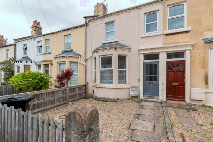 5 Bedroom Terraced House To Rent In Lorne Road, Bath, BA2