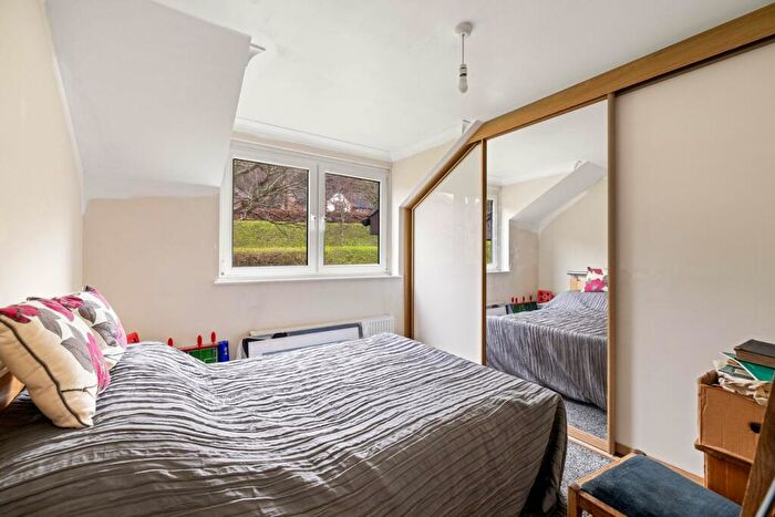 2 Bedroom Flat For Sale In Taswell Street, Dover, CT16