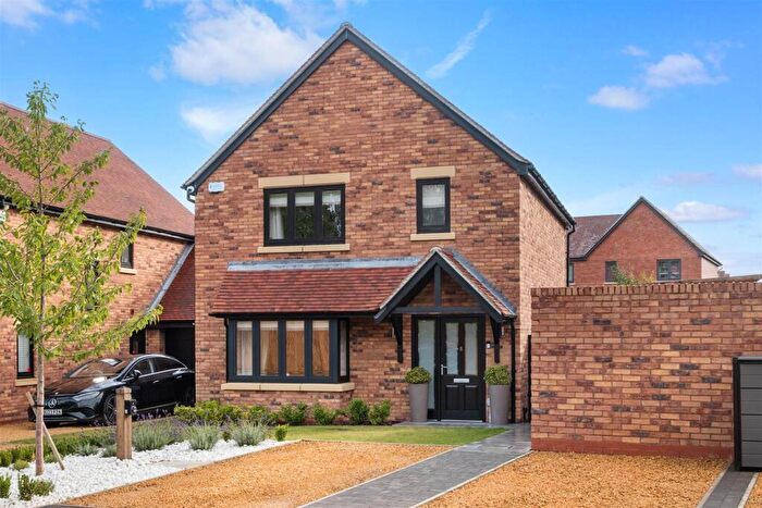 3 Bedroom Detached House For Sale In The Sett, Loxley Road, Stratford-Upon-Avon, CV37
