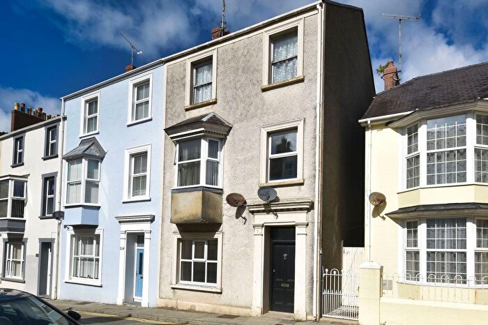 4 Bedroom End Terrace House For Sale In Warren Street, Tenby, SA70