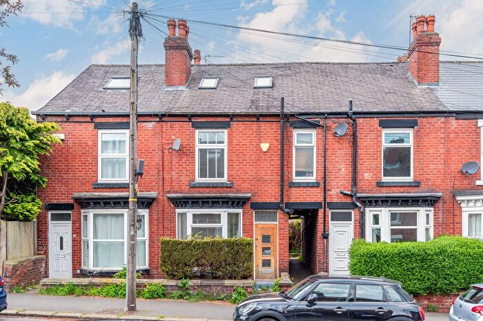 3 Bedroom Terraced House For Sale In Murray Road, Sheffield, S11