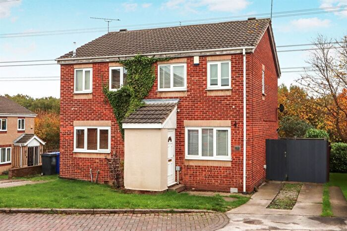 2 Bedroom Semi Detached House For Sale In Meadow Gate Avenue, Sothall, Sheffield, S20