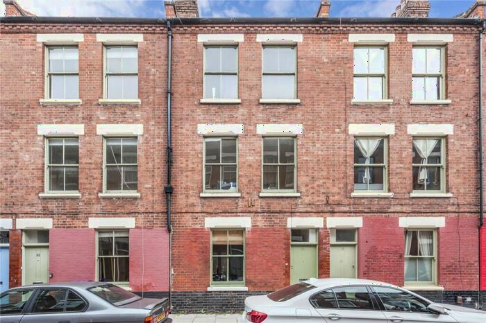 4 Bedroom Terraced House To Rent In Canrobert Street, London, E2