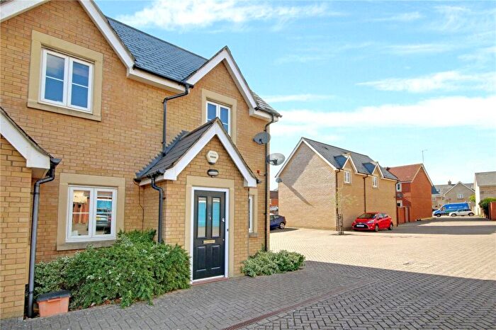 2 Bedroom End Of Terrace House To Rent In Doulton Close, Redhouse, Swindon, Wiltshire, SN25