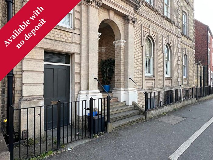 2 Bedroom Apartment To Rent In North Parade, Grantham, NG31