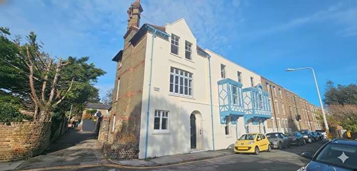 1 Bedroom Apartment To Rent In Chapel Place, Ramsgate, CT11