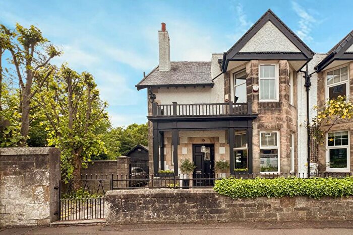 4 Bedroom Semi Detached House For Sale In Strathmore Road, Hamilton, ML3