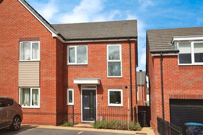 2 Bedroom House To Rent In Wynne Crescent, Rugby, CV21