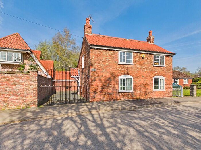 4 Bedroom Detached House For Sale In High Street, Coningsby, LN4