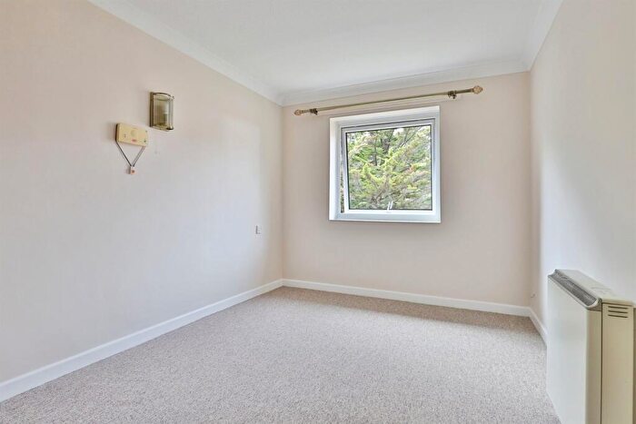 1 Bedroom Retirement Property To Rent In Homeoaks House, Wimborne Road, BH2
