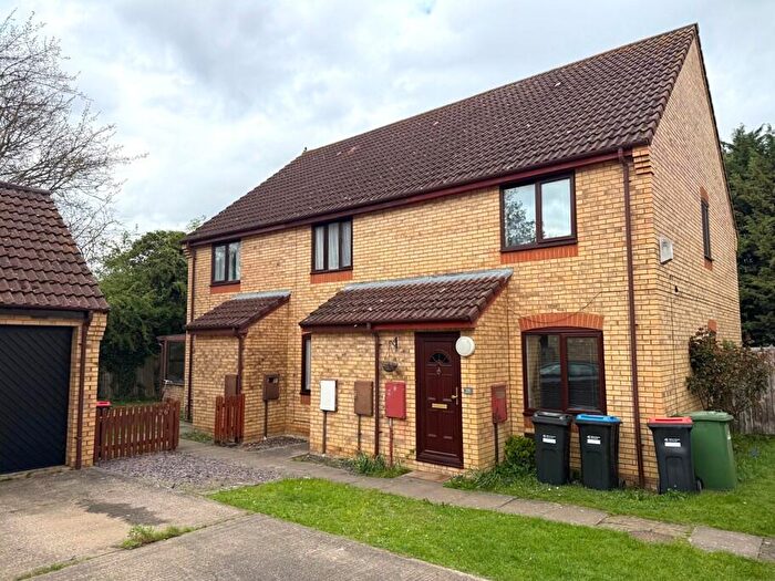 2 Bedroom Terraced House To Rent In Matilda Gardens, Shenley Church End, MK5