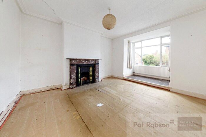 4 Bedroom Apartment For Sale In Station Road, South Gosforth, Newcastle Upon Tyne, Tyne And Wear, NE3