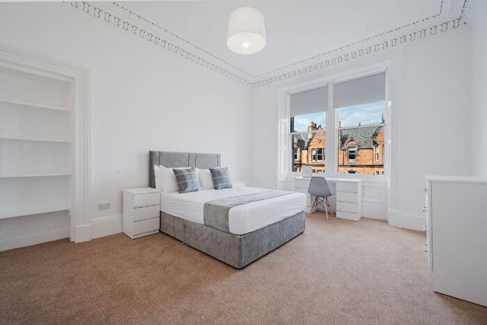 4 Bedroom Flat To Rent In Warrender Park Road, Edinburgh, EH9
