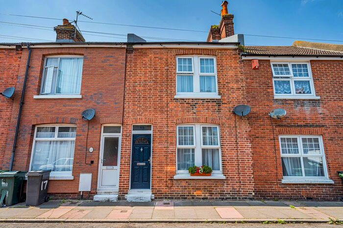 2 Bedroom Terraced House To Rent In Oxford Road, Eastbourne, BN22