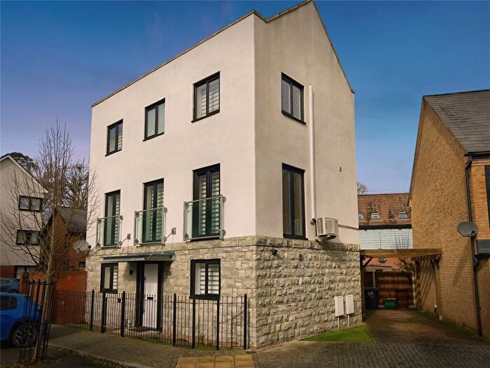 4 Bedroom Detached House For Sale In Hawley Drive, Leybourne, West Malling, Kent, ME19