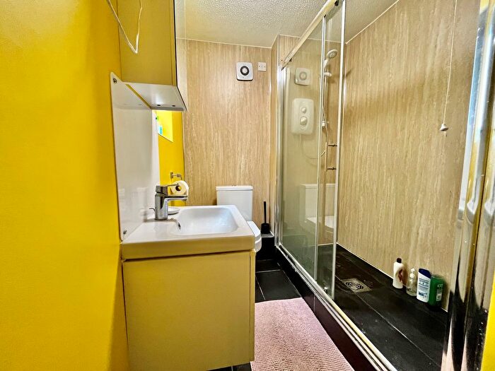 1 Bedroom Property To Rent In Prince Regent Court, Leamington Spa, CV31