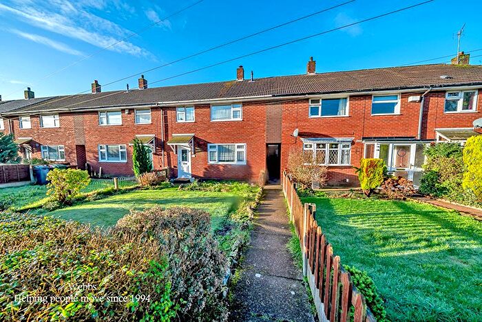 3 Bedroom Terraced House For Sale In Hollands Way, Walsall, WS3