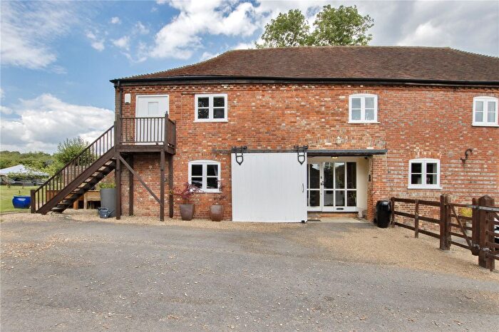 4 Bedroom Semi-Detached House For Sale In Borough Oaks Farm, Hale Street, East Peckham, Tonbridge, Kent, TN12
