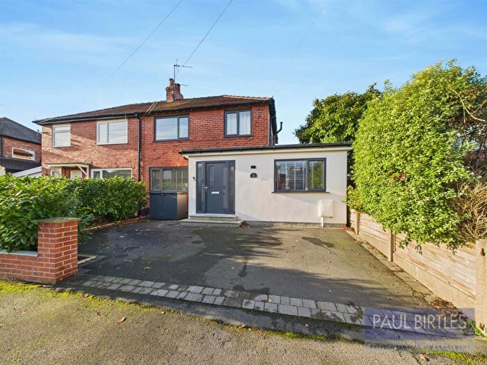 3 Bedroom Semi Detached House For Sale In Westover Road, Urmston, Trafford, M41