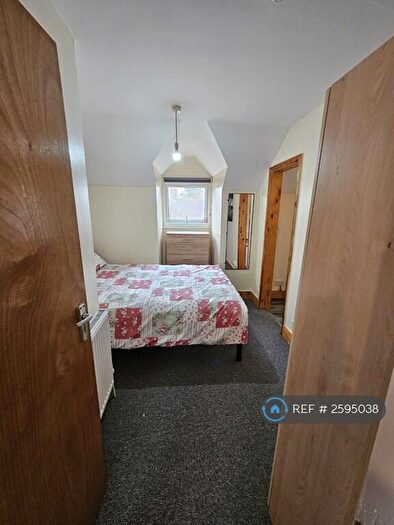 Studio To Rent In Sutherland Road, London, N17