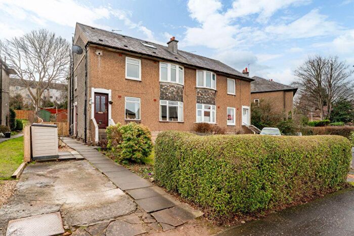 3 Bedroom Flat For Sale In Colinton Mains Road, Colinton Mains, Edinburgh, EH13